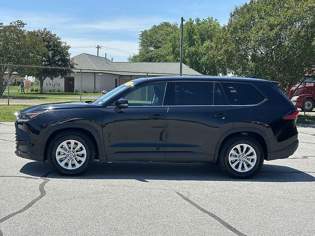 Certified Used 2024 Black Toyota XLE image 5