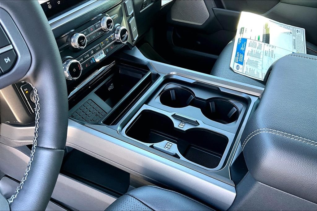 New 2026 Ford Super Duty F-250 Lariat 4D Crew Cab