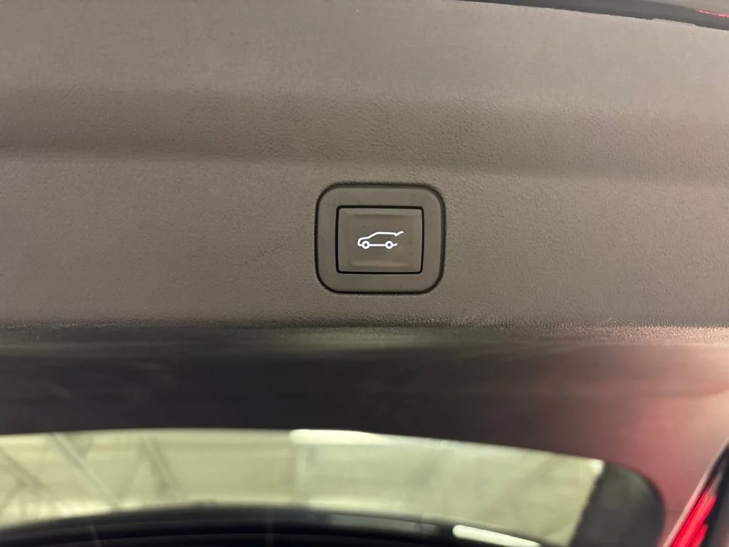 2025 Cadillac Escalade IQ Luxury 2 - Photo 18