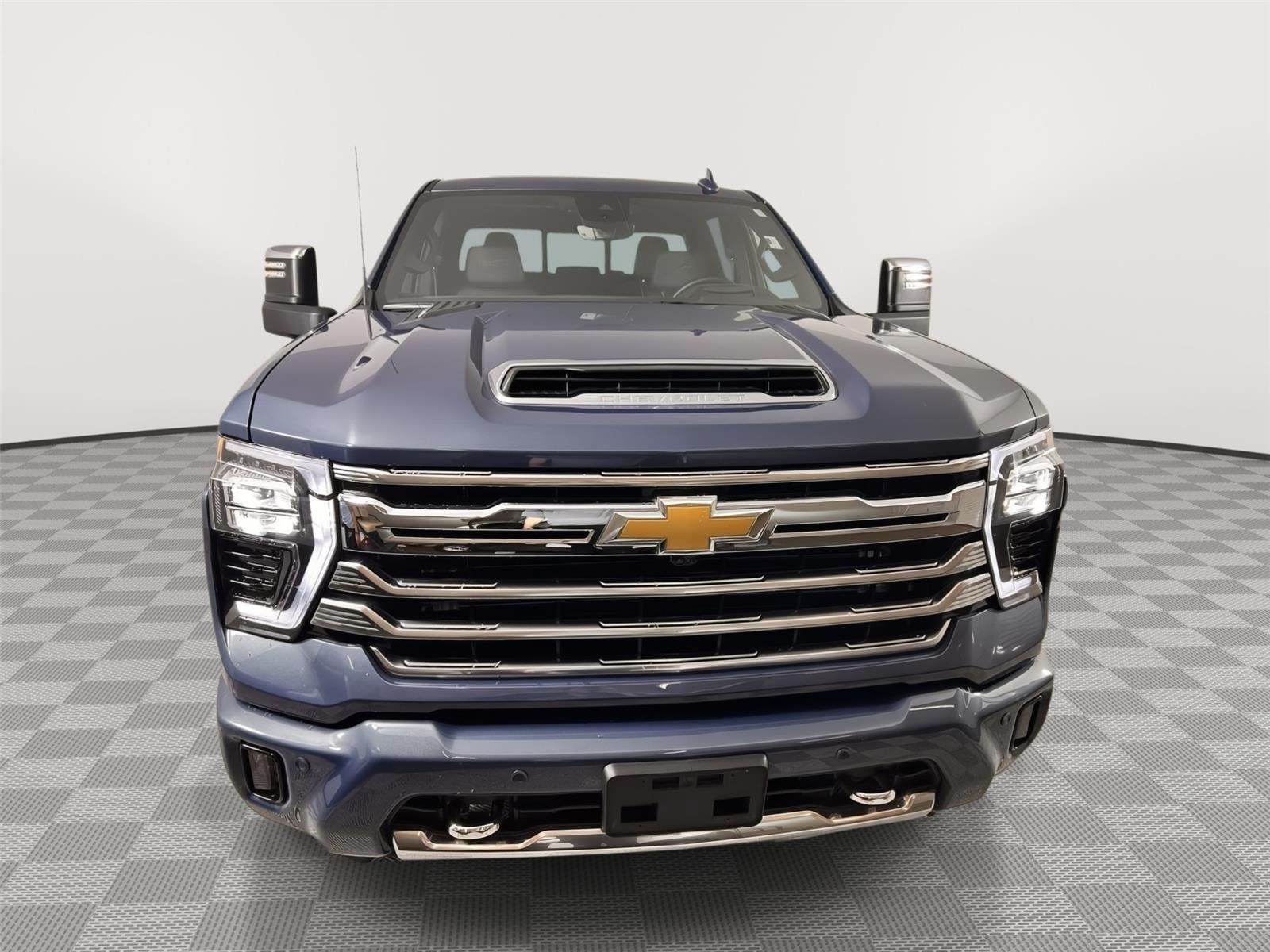 Used 2024 Lakeshore Blue Metallic Chevrolet High Country image 19