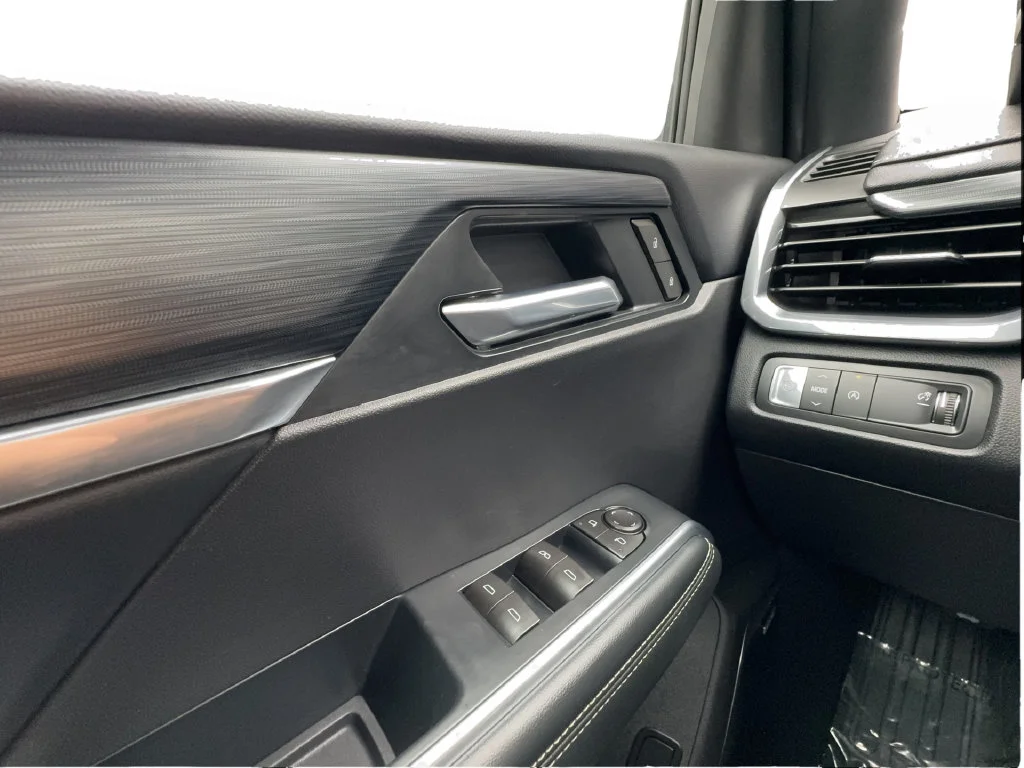 Used 2026 White GMC Elevation image 52