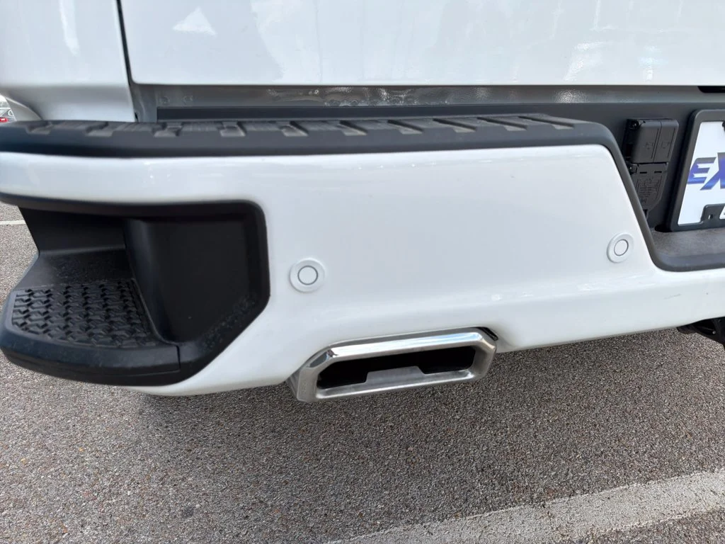New 2026 Summit White GMC AT4 image 42