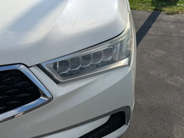 Used 2017 White Diamond Pearl Acura 3.5L image 5