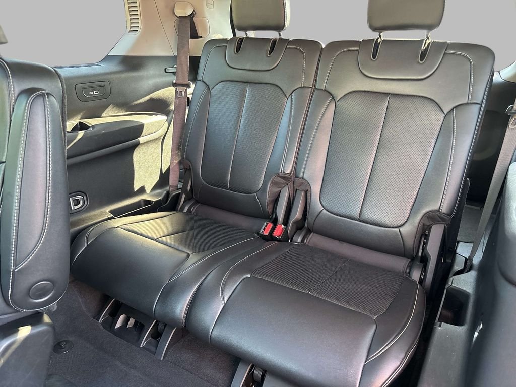 Used 2023 Black Jeep Limited image 14