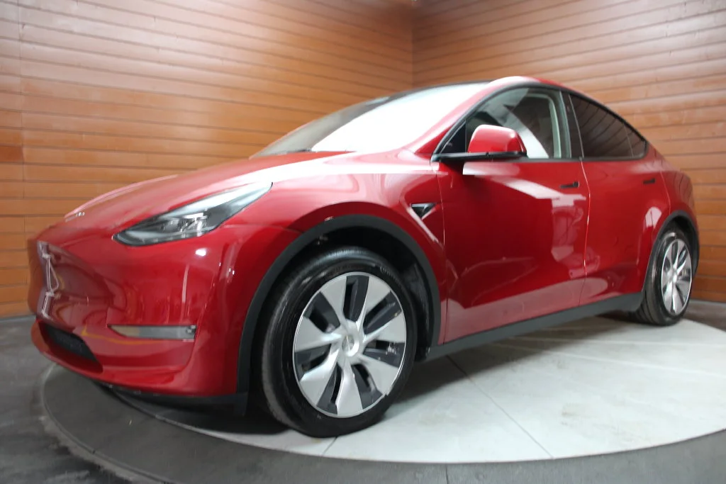 Used 2024 Ultra Red Tesla Long Range image 4