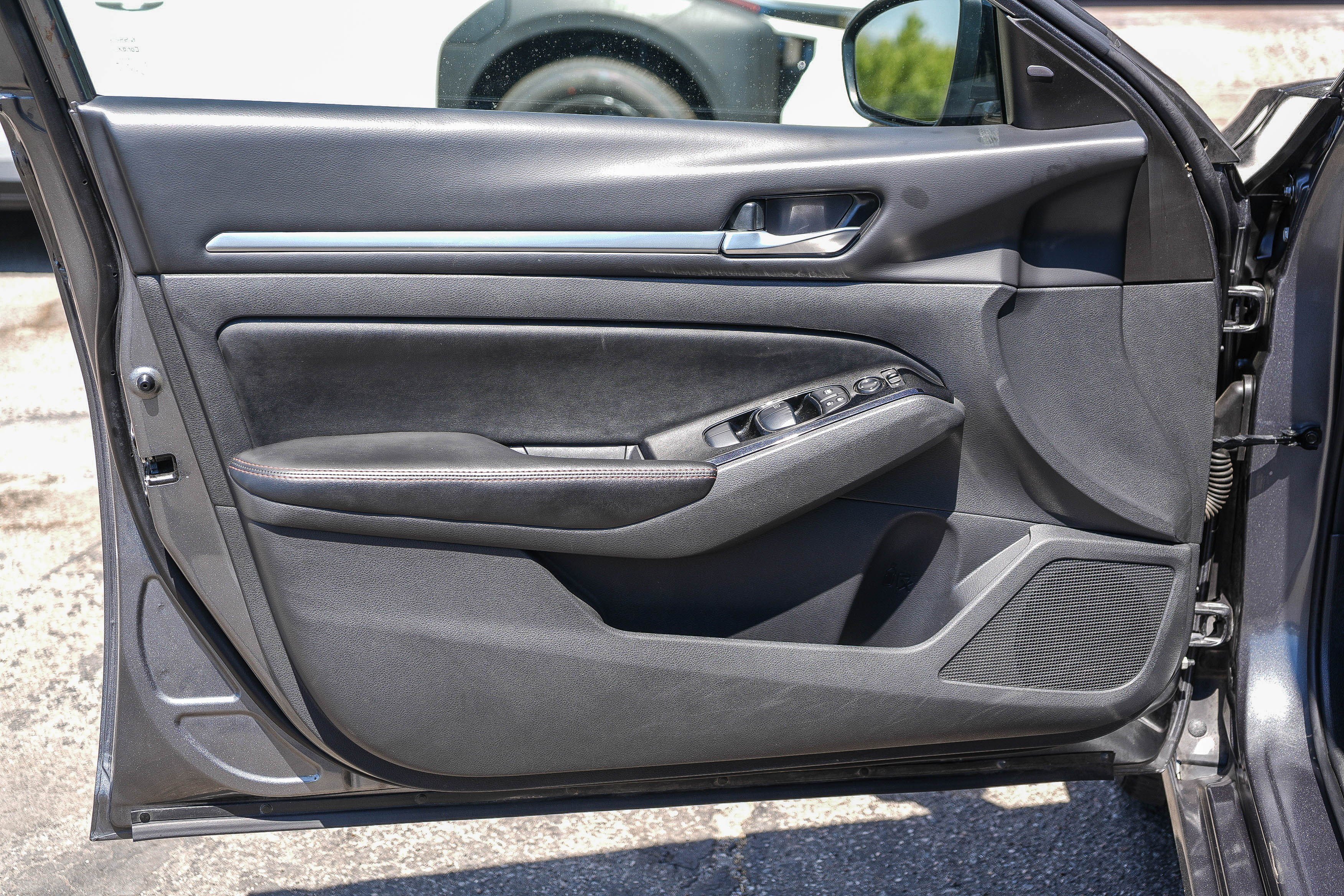 Used 2024 Gun Metallic Nissan 2.5 SR image 21