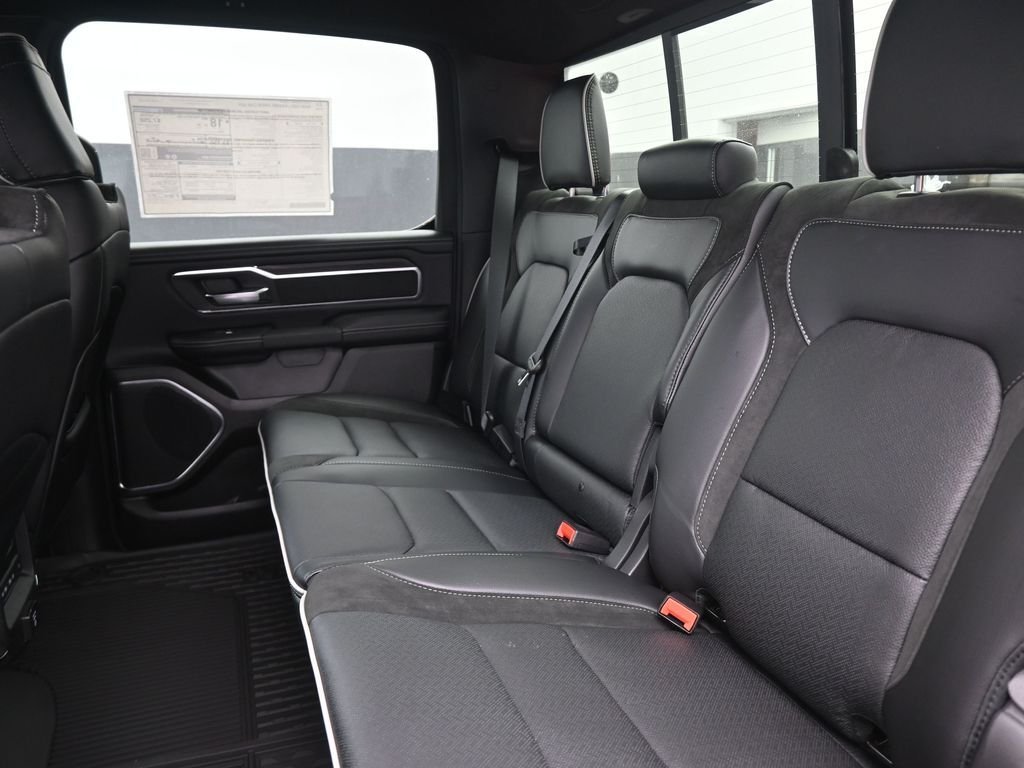 New 2026 Molten Red Pearl-Coat Exterior Paint RAM Laramie image 16