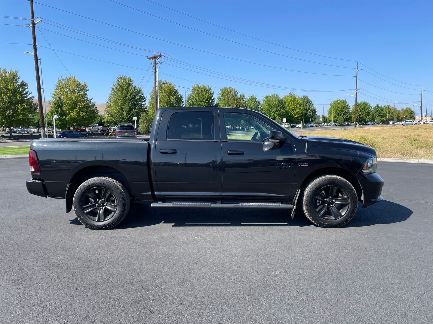 Used 2016 Black Ram Sport image 2