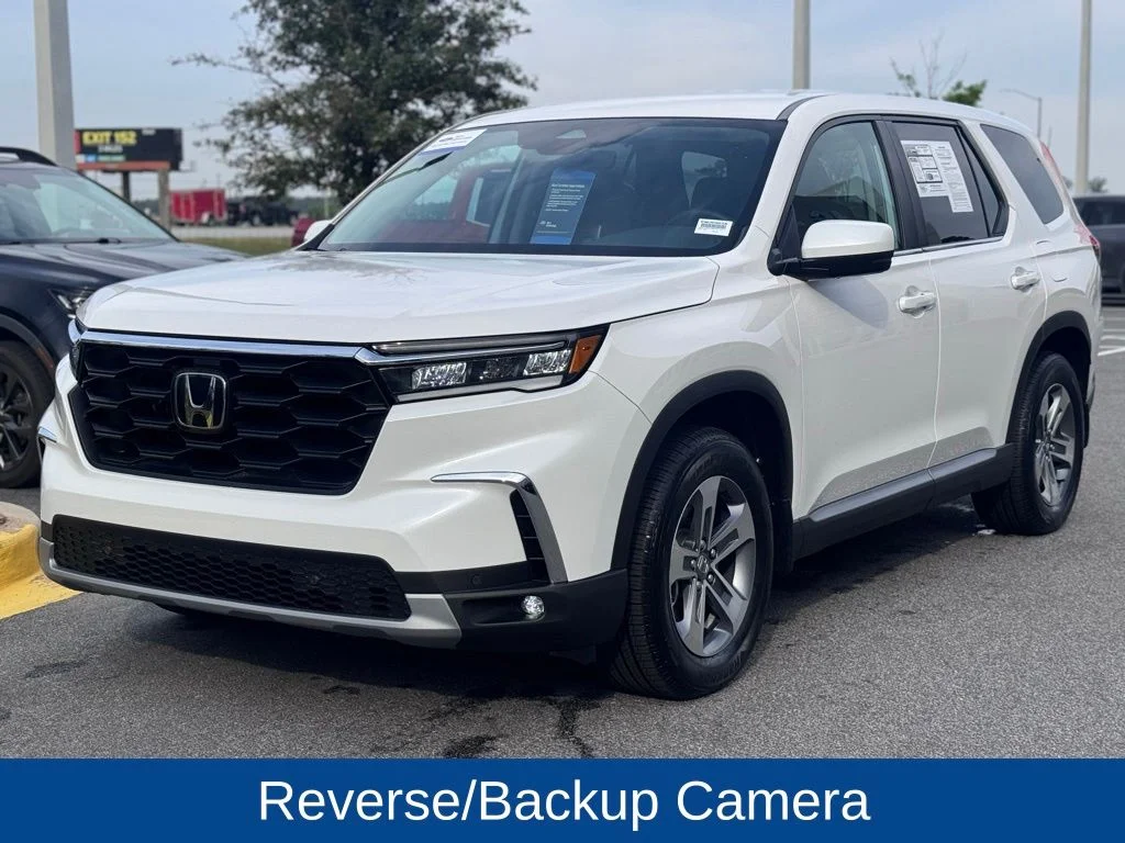 Certified Used 2025 Platinum White Pearl Honda EX-L image 4