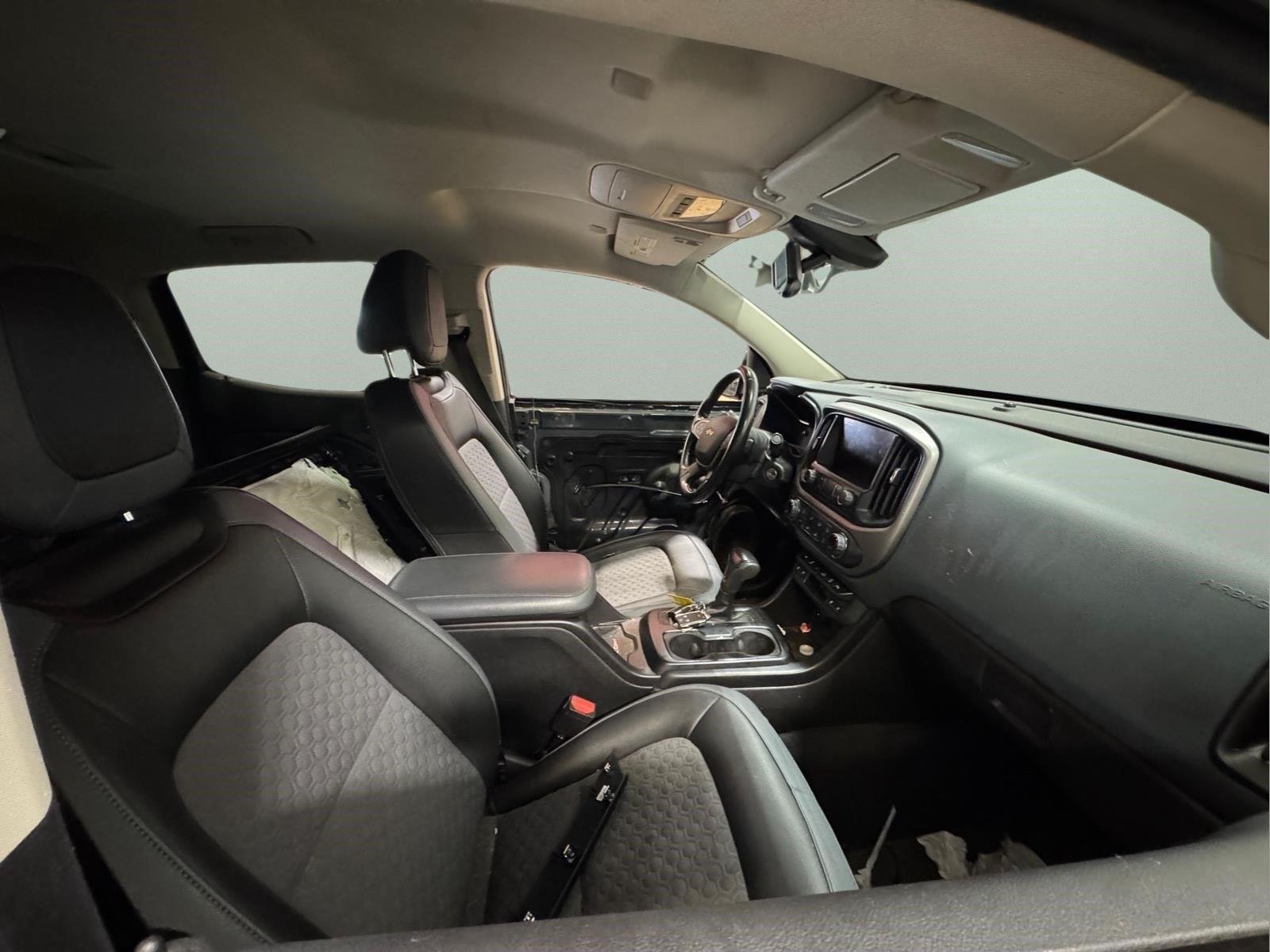 Used 2020 Shadow Gray Metallic Chevrolet 2WD Z71 image 15
