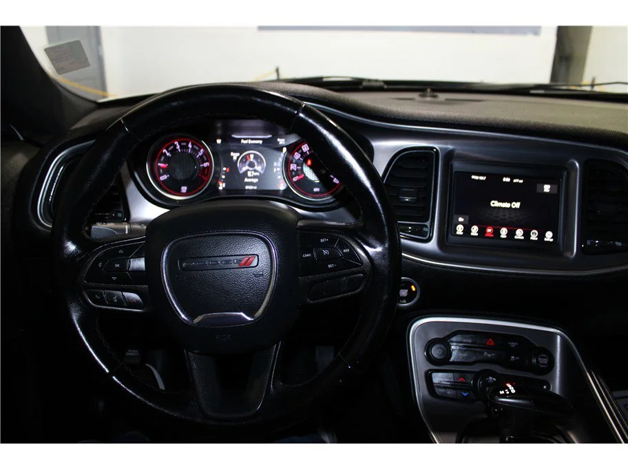 Used 2021 White Knuckle Clearcoat Dodge SXT image 25