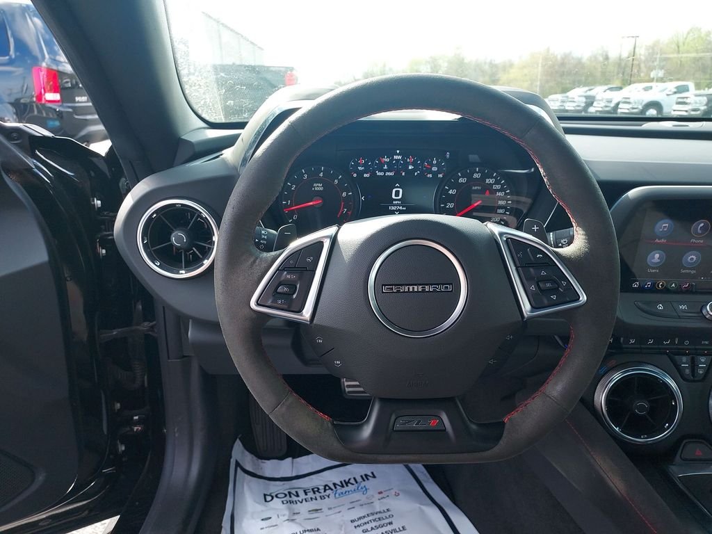 Used 2022 Black Chevrolet ZL1 image 20