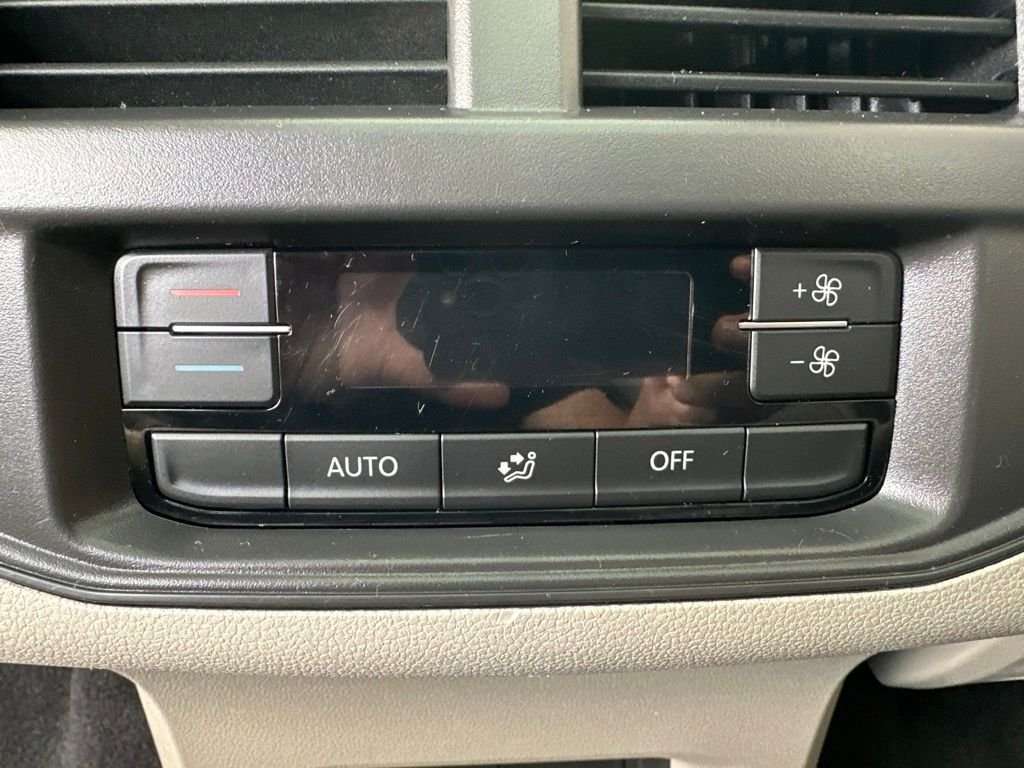 2021 Volkswagen Atlas SE w/Tech R-Line - Photo 25