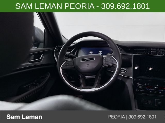 New 2026 Diamond Black Crystal Pearlcoat Jeep Laredo X image 11
