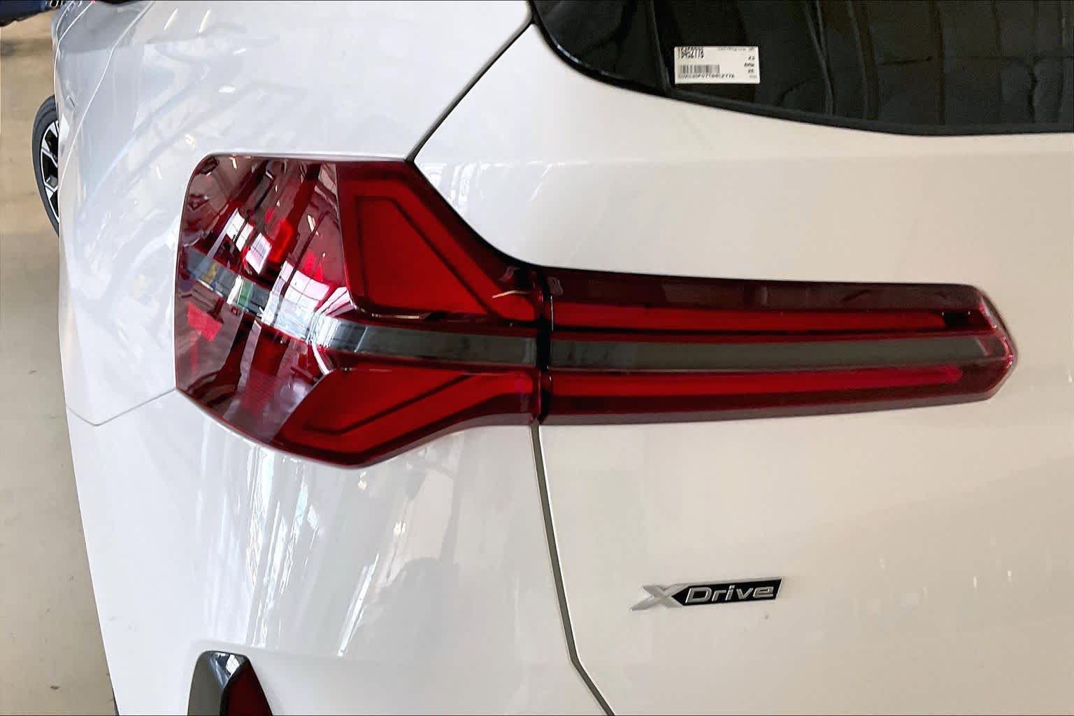 New 2026 Alpine White BMW 30 xDrive image 14