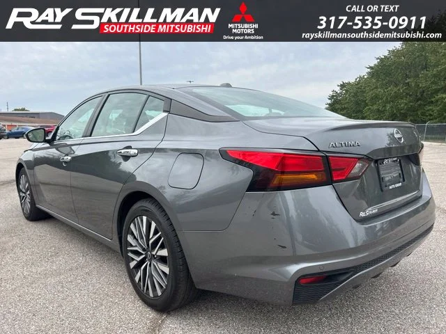 Used 2024 Gray Nissan 2.5 SV image 7