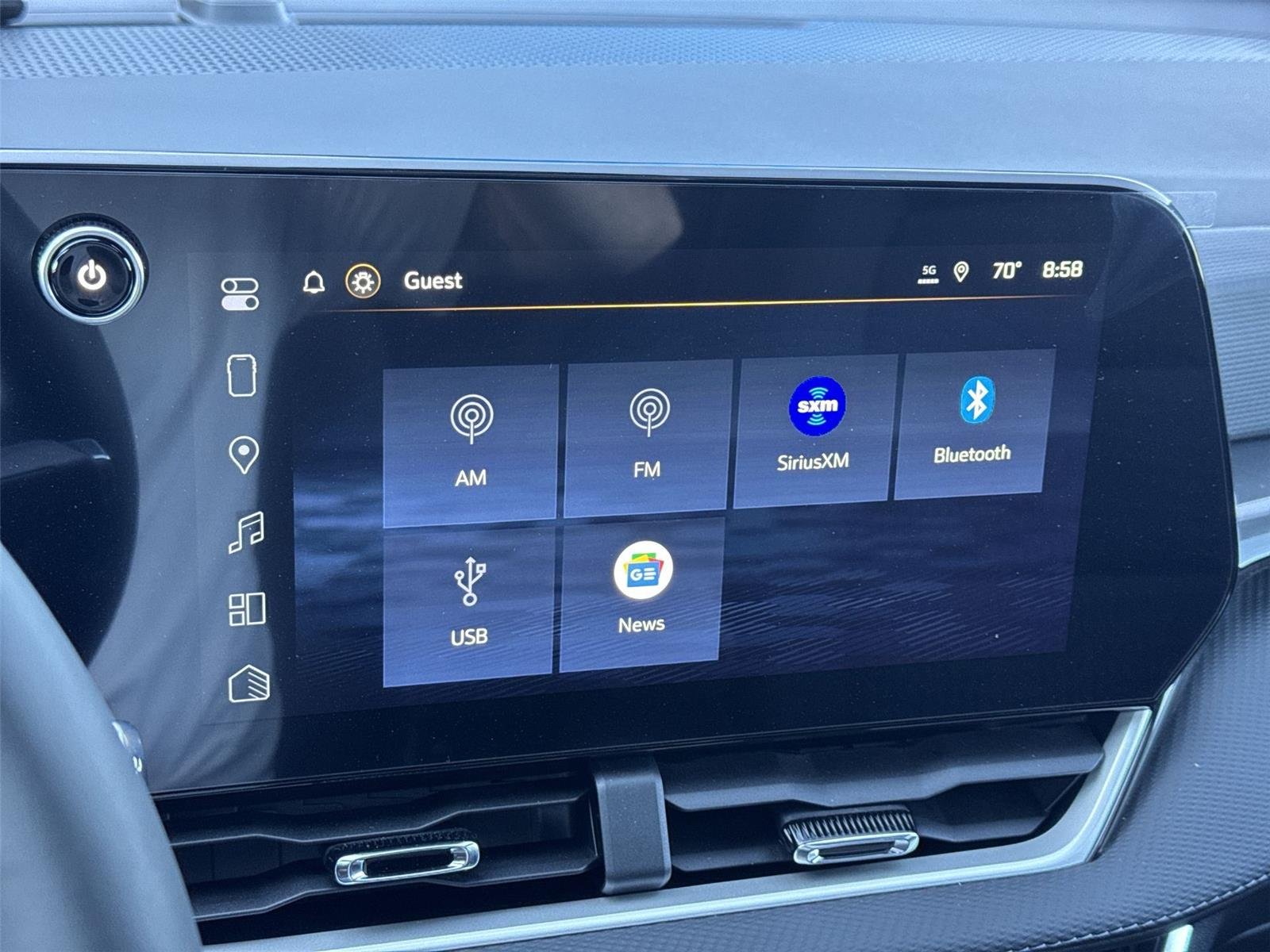 2026 Chevrolet Equinox LT - Photo 13