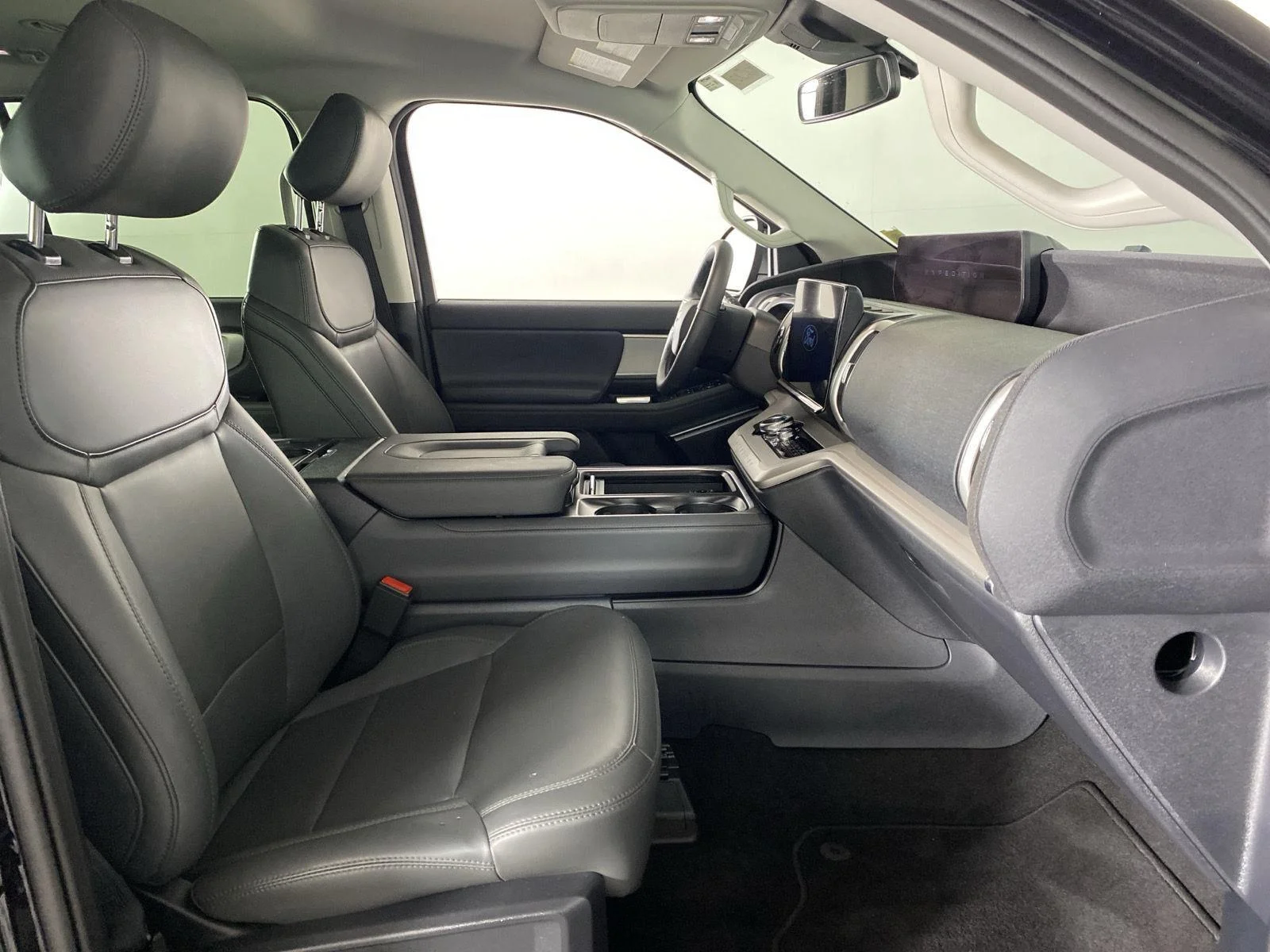 New 2026 Agate Black Metallic Ford Active image 27