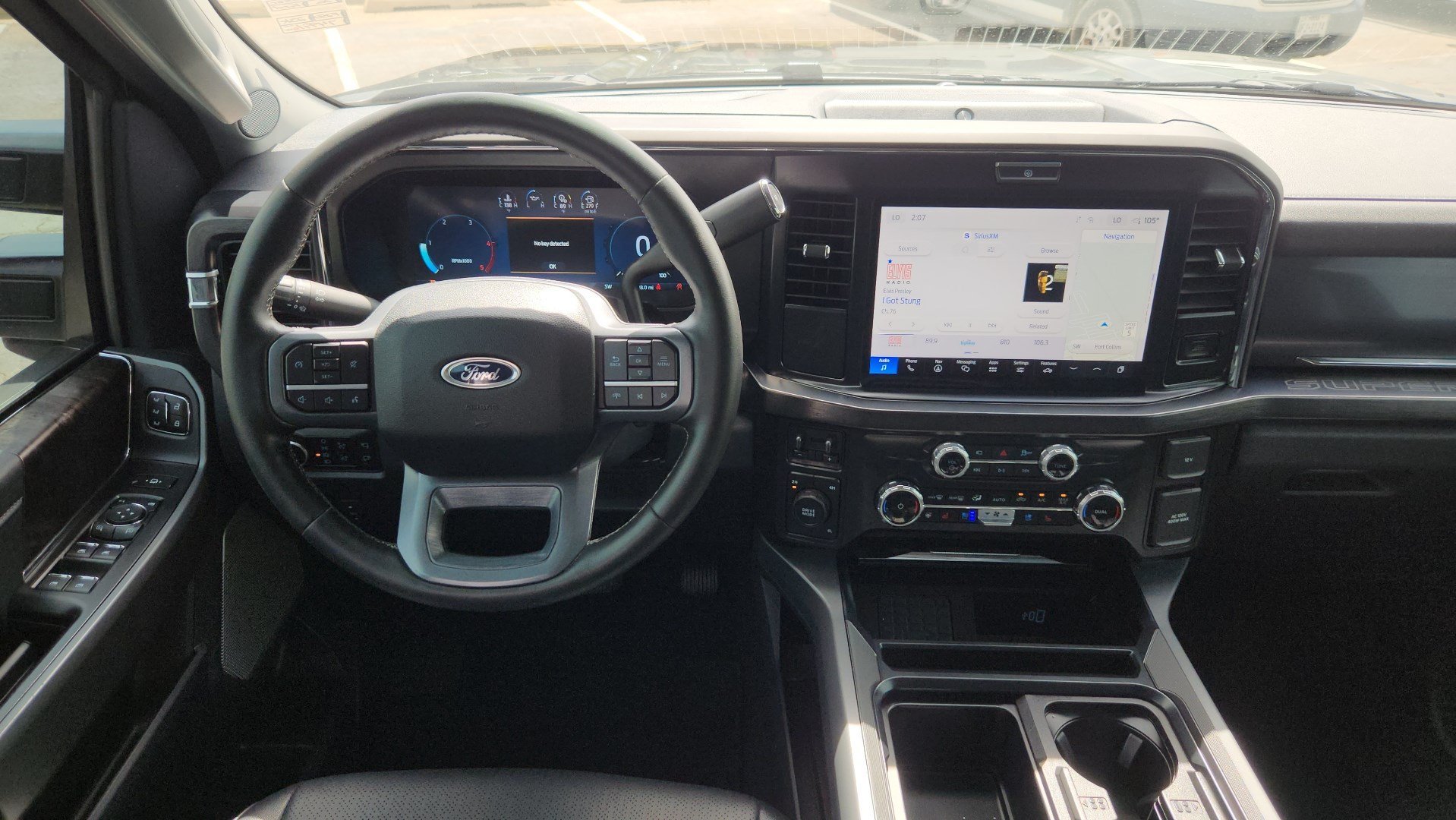 Used 2026 Agate Black Metallic Ford LARIAT image 17