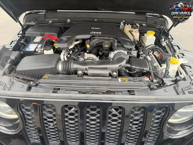 Used 2021 Black Jeep Overland image 20