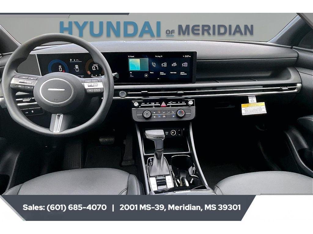 New 2027 HAMPTON GRAY Hyundai SE FWD image 5