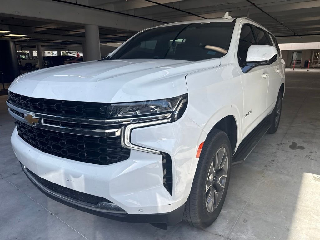 Used 2024 White Chevrolet LS image 3