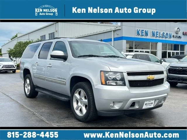 2014 Chevrolet Suburban 4WD 1500 LT's photo
