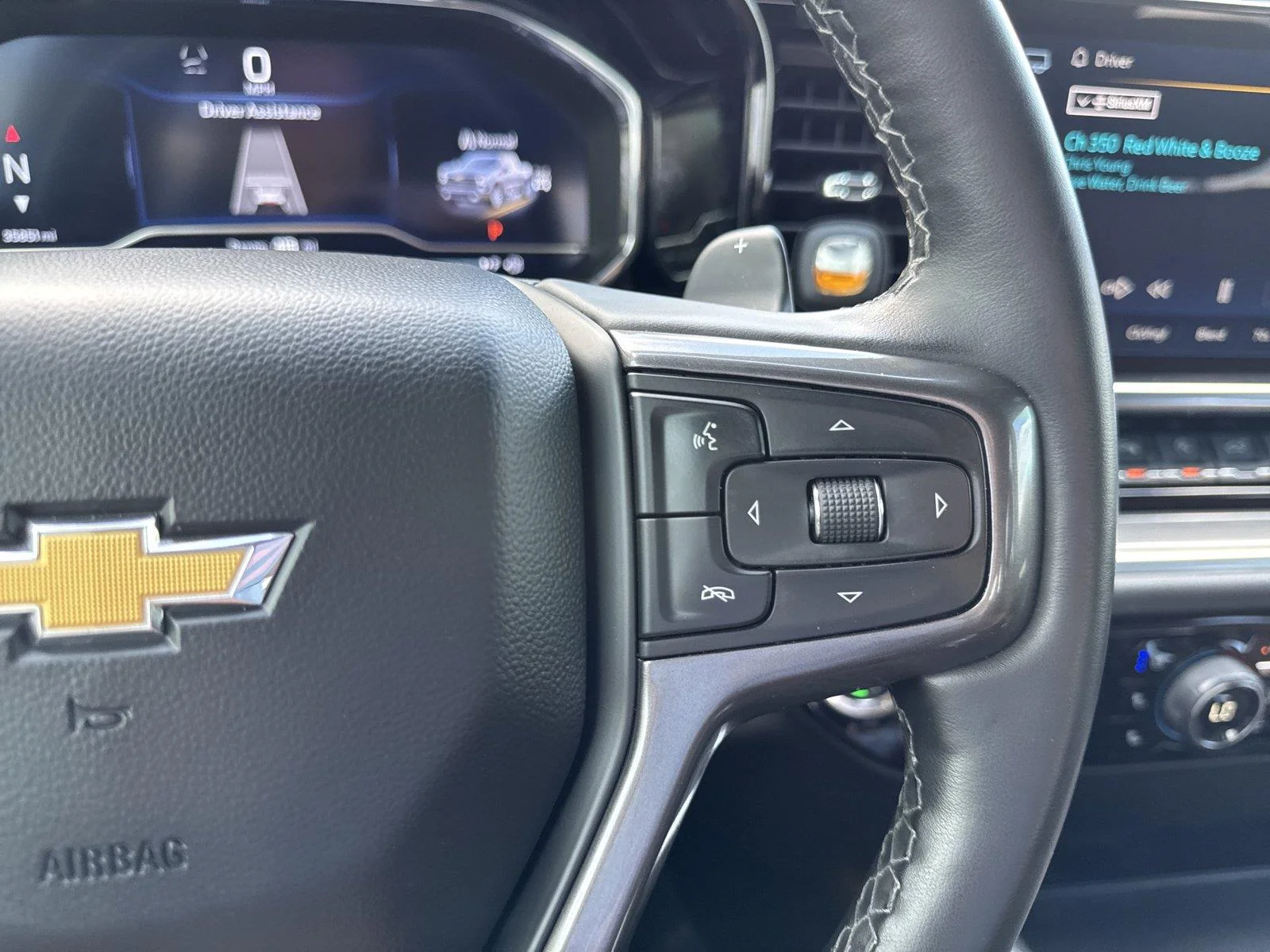 Used 2025 Sterling Gray Metallic Chevrolet High Country image 26