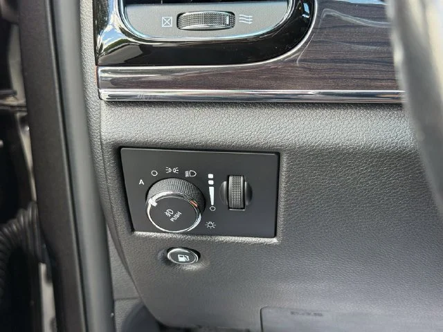 Used 2021 Gray Jeep Overland image 15