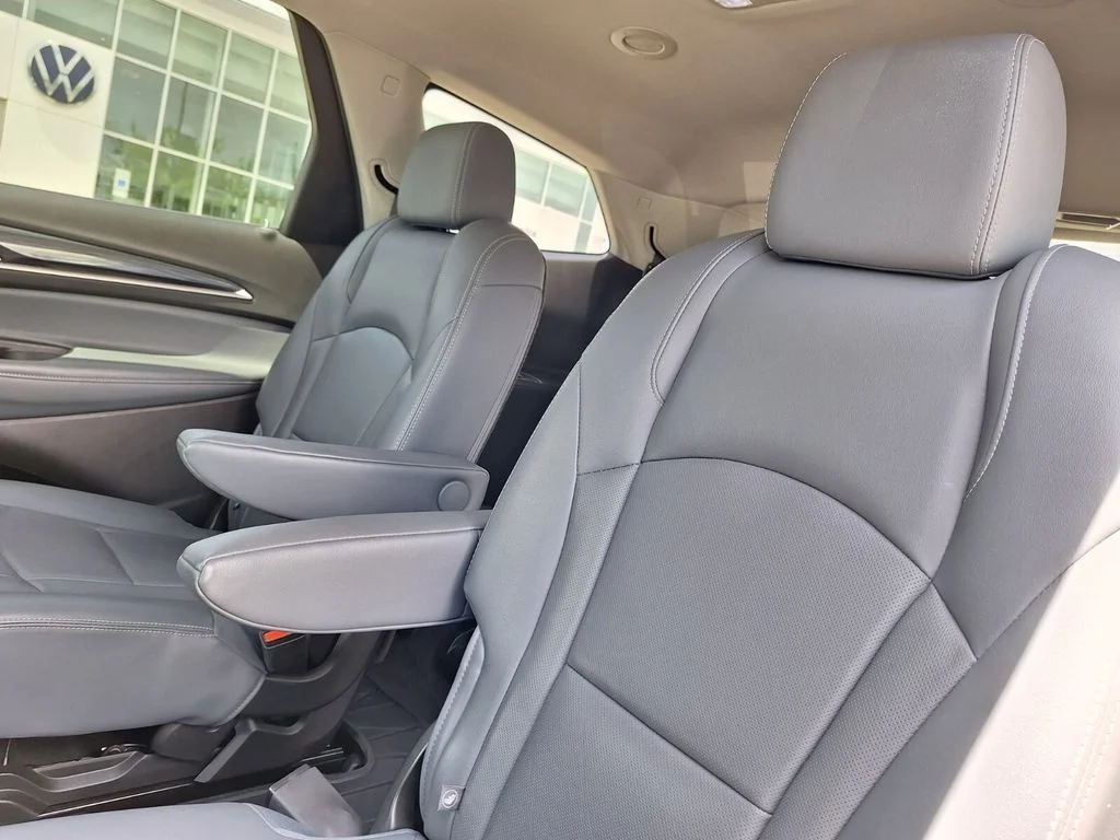 Used 2021 Black Buick Essence image 24