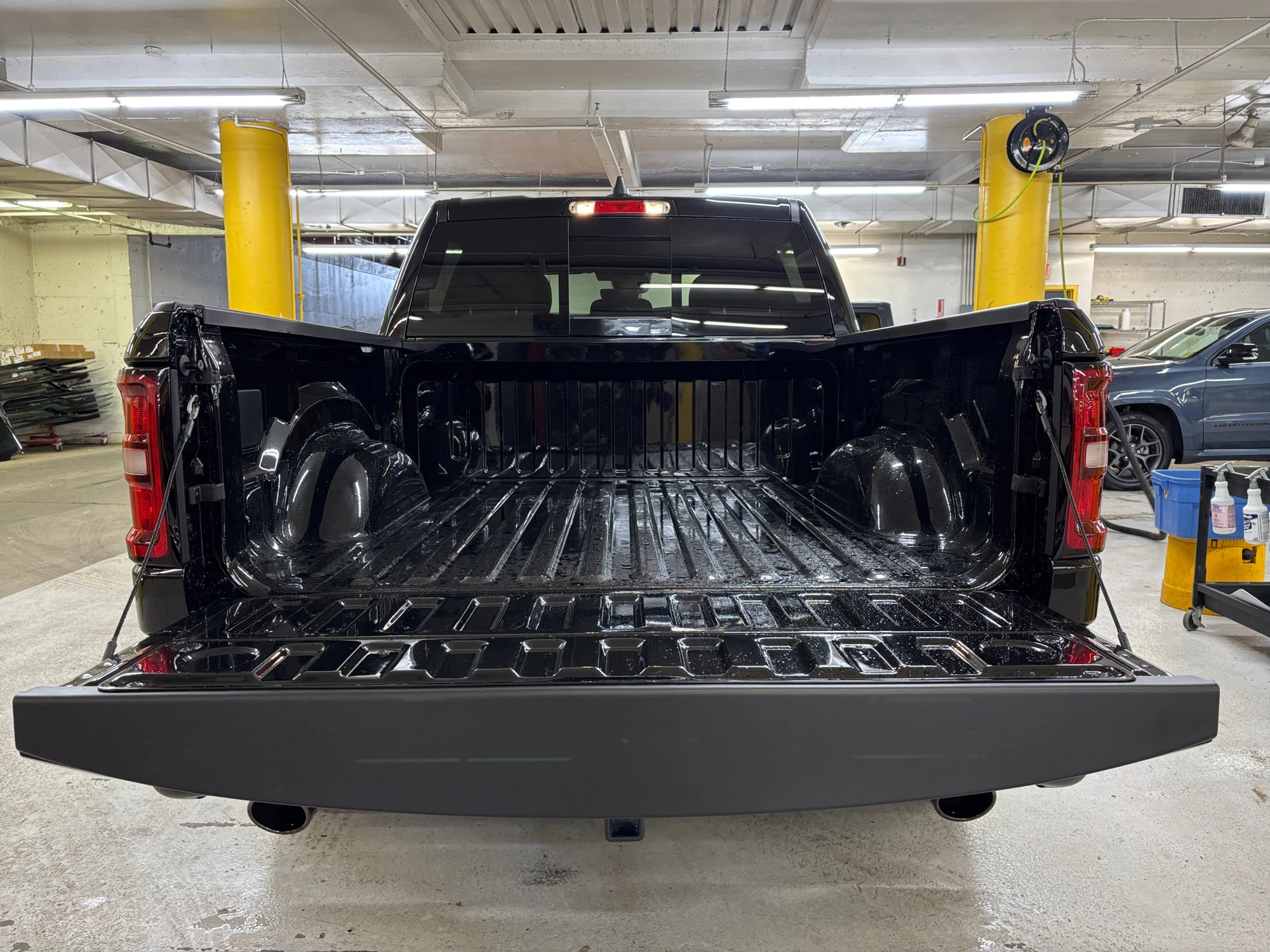 New 2027 Diamond Black Crystal Pearl Ram Express image 19