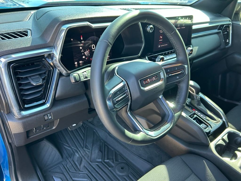 Used 2023 Blue GMC Elevation image 16