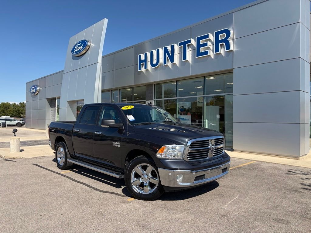 2018 RAM 1500 Big Horn 4x4 Crew Cab 5'7's photo