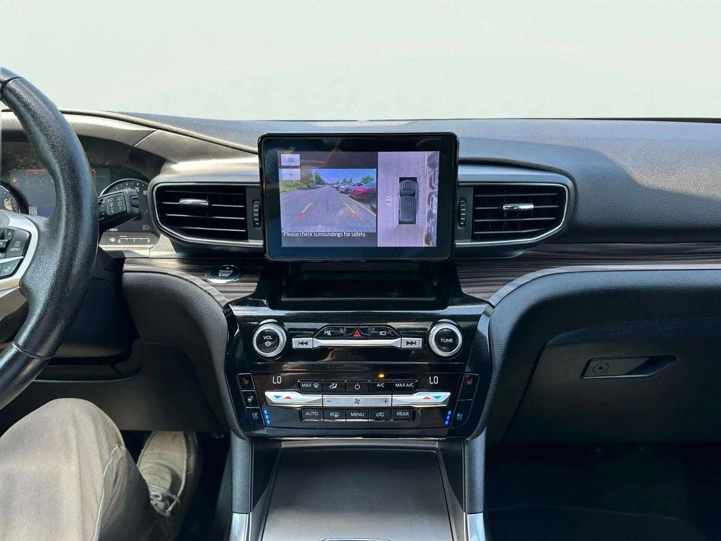 2021 Ford Explorer Limited - Photo 16