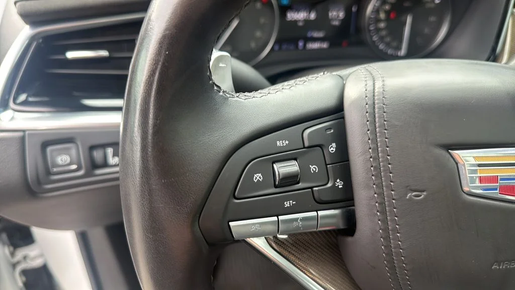 Used 2023 White Cadillac Sport image 23
