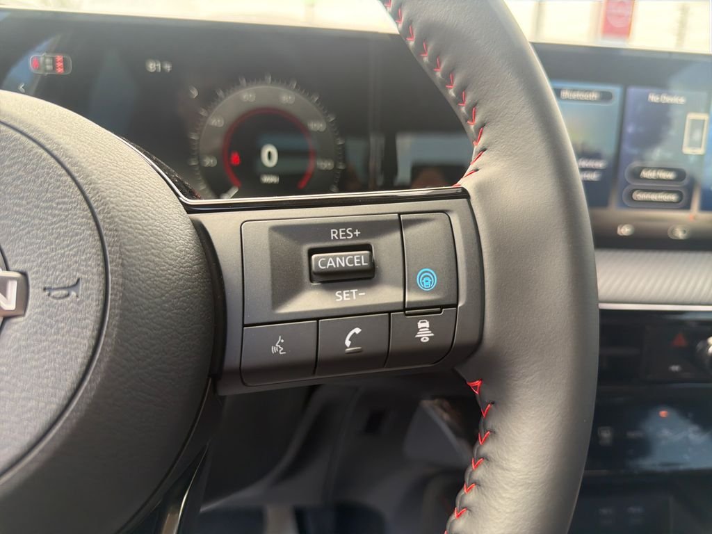 New 2026 Nissan Kicks SR 4D Sport Utility