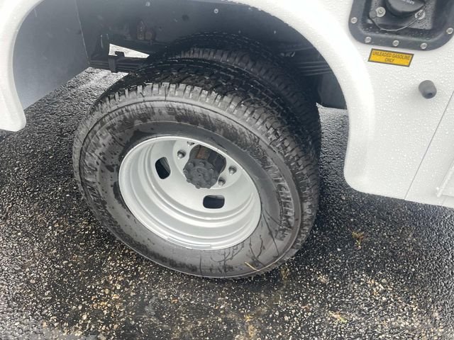 New 2026 White Ford XL image 4