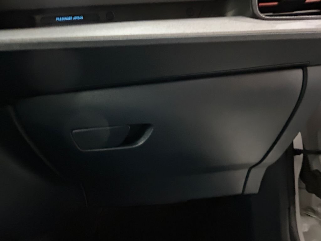 Used 2022 White Ford XLT image 24