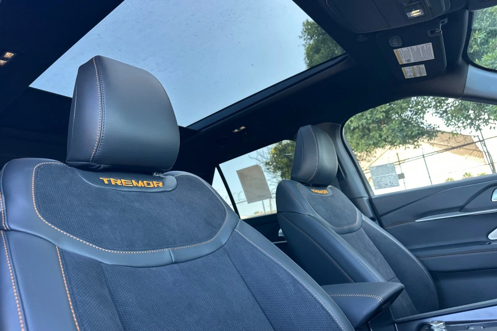 New 2026 Carbonized Gray Metallic Ford Tremor® image 14