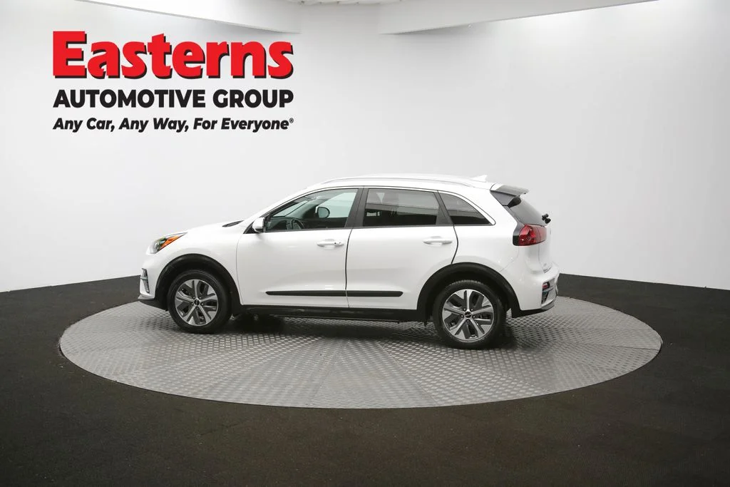 Used 2022 White Kia EX image 63