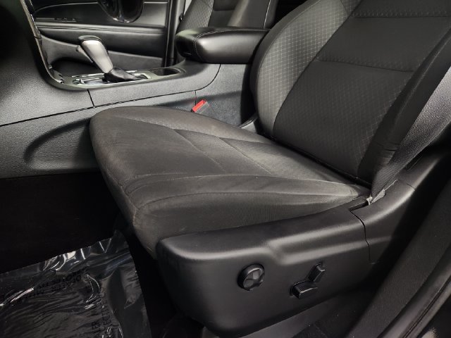 Used 2020 Black Jeep Laredo E image 14