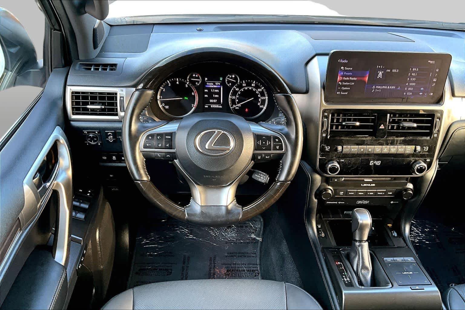 Used 2022 Starfire Pearl Lexus Premium image 6