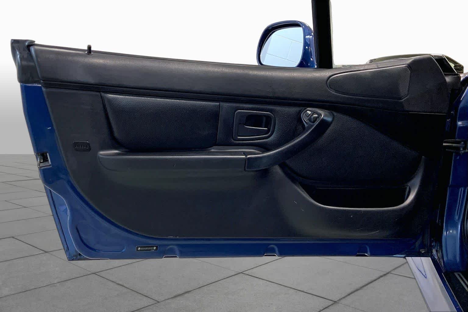 Used 2002 Topaz Blue Metallic BMW 2.5i image 20