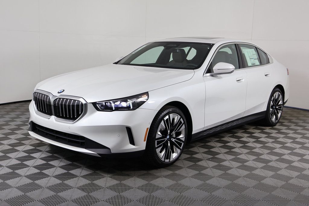 2026 BMW 5 Series 530i xDrive Sedan's photo