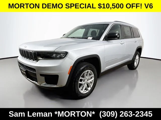 New 2025 Silver Jeep Laredo image 3