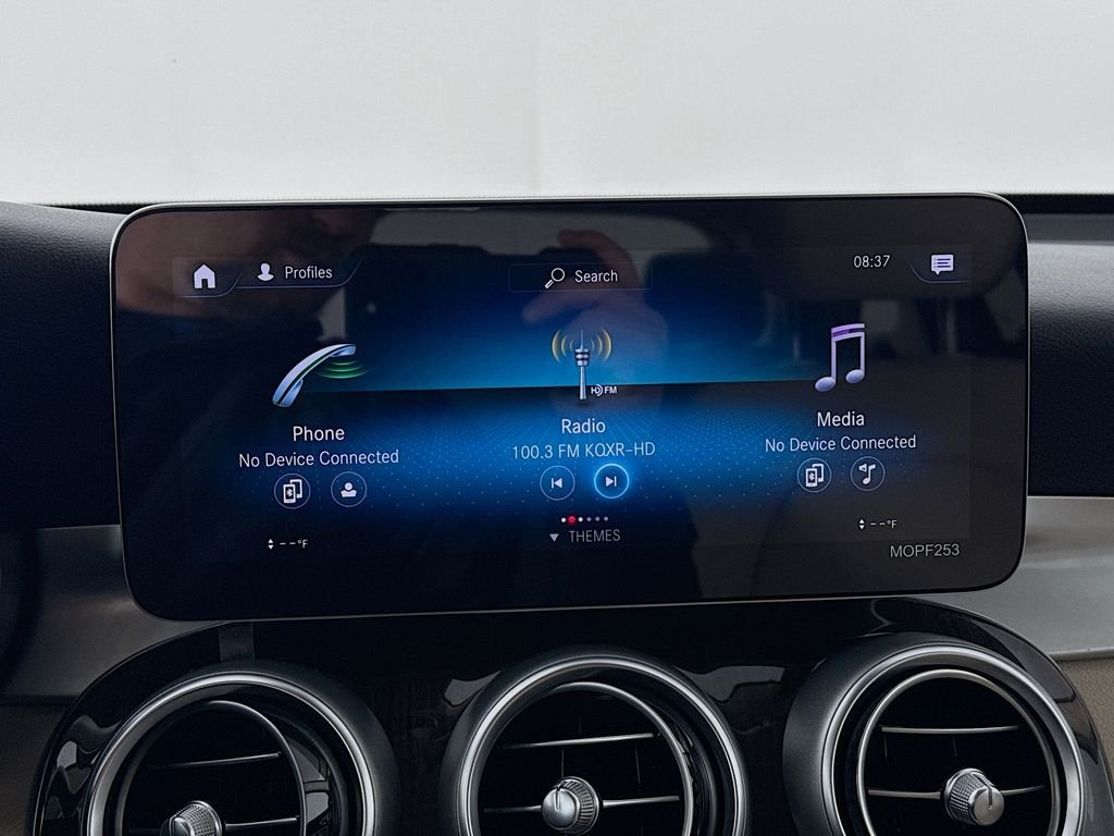 Used 2021  Mercedes-Benz GLC 300 image 15