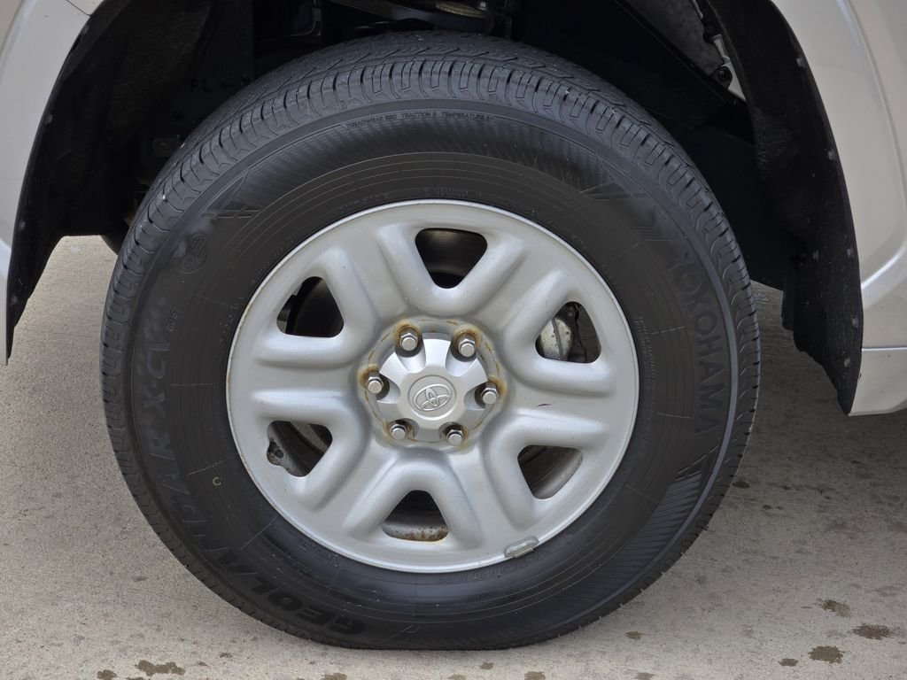 Used 2023 Silver Toyota SR image 7