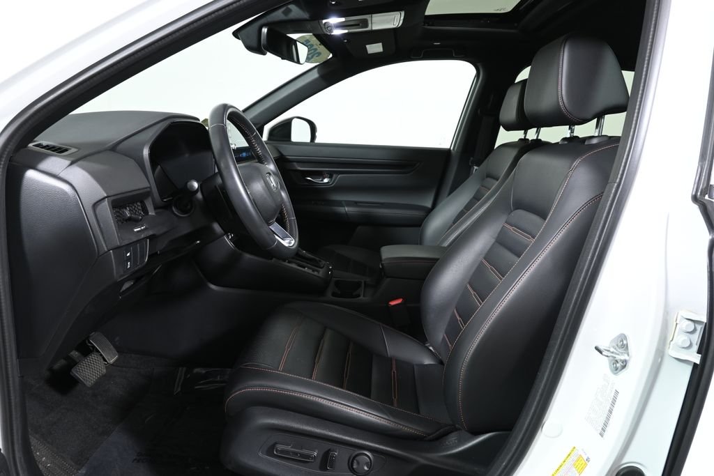 Used 2025 Platinum White Pearl Honda Sport-L image 3