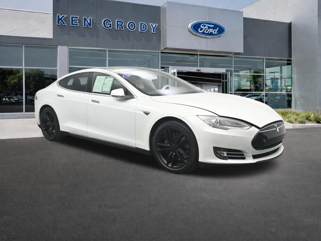 2015 Tesla Model S 85D