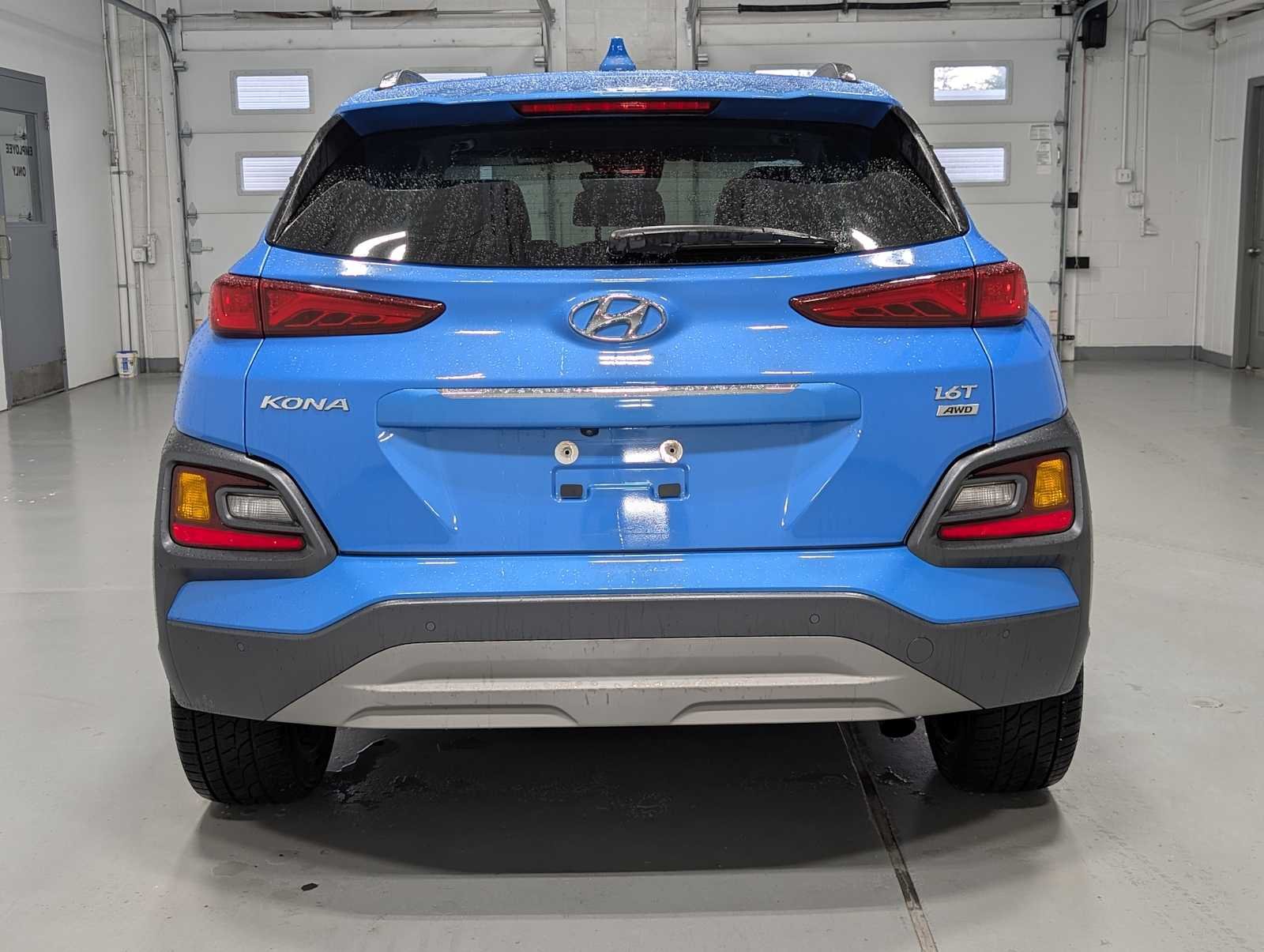 Used 2020 Surf Blue Hyundai Ultimate image 9